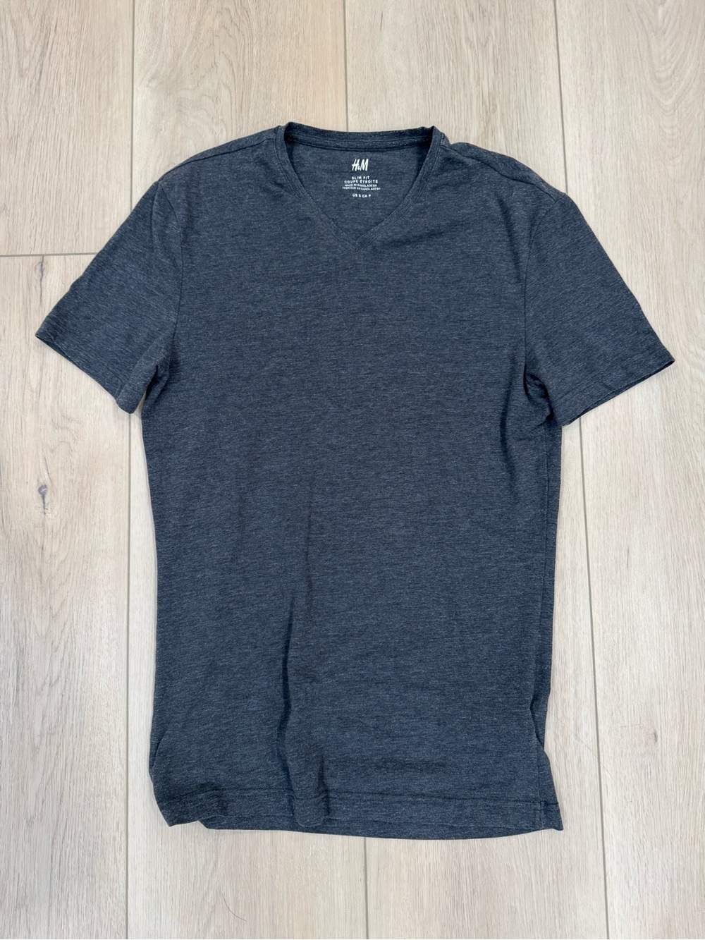 H&M Men's Charcoal V-Neck Short Sleeve Tee